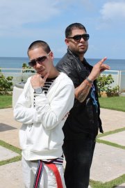 Baby rasta y gringo (Foto SUMINISTRADA)