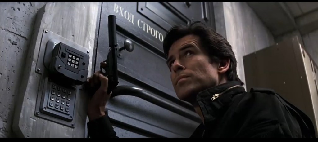 Brosnan: «James Bond era una broma&nbsp;fantástica»